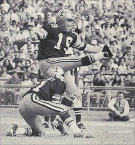 New Orleans Saints Kicker Tom Dempsey