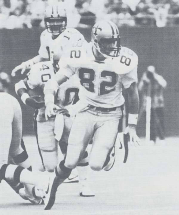 1973 NEW ORLEANS SAINTS NFL TEAM 8X10 GLOSSY PHOTO ARCH