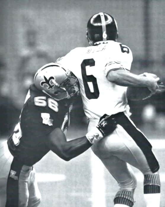 Pat Swilling Sacks Bubby Brister in Saints vs Steelers 1988 Preseason